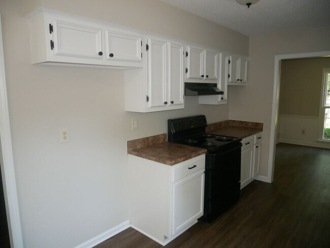 Foto del edificio - 8720 Greenway Rd