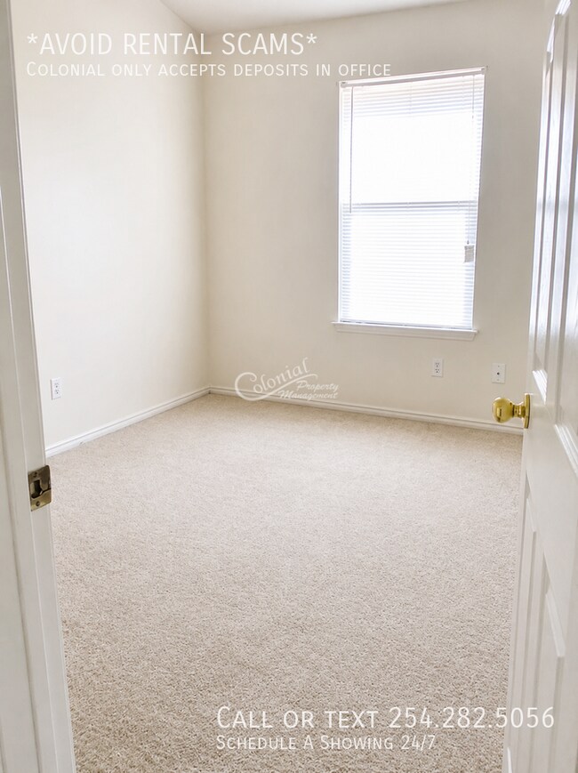 Foto del edificio - 4604 Bowles Dr