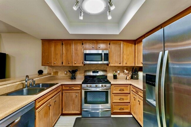Building Photo - 9106 Rockcrest Cir