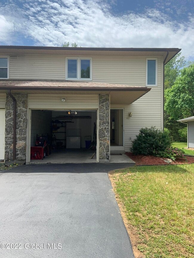 Building Photo - 46 Velina Dr