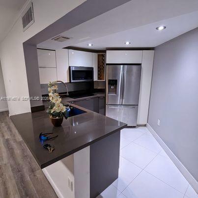 Foto del edificio - 9741 Fontainebleau Blvd