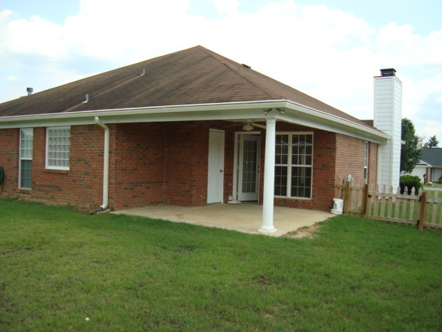 Foto del edificio - 3 Bedrooms 2 Baths Double Garage home, Gar...