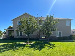 Building Photo - 7173 S Kristilyn Ln