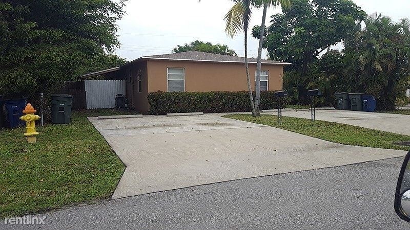 Foto principal - 616 SW 4th St