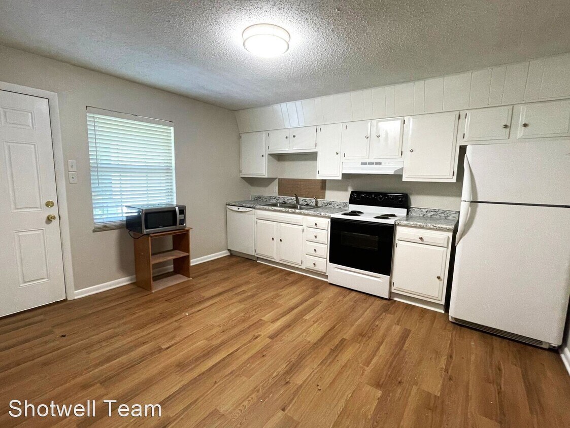 Primary Photo - 2 br, 1 bath House - 3113 Ginn Farm Drive ...