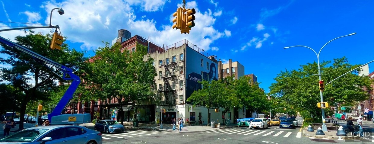 Primary Photo - 482 W Broadway