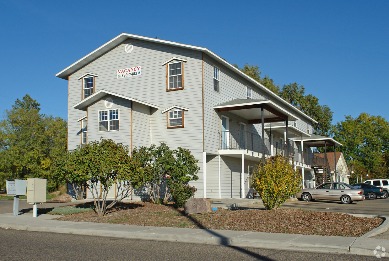 Apartments Near Occ