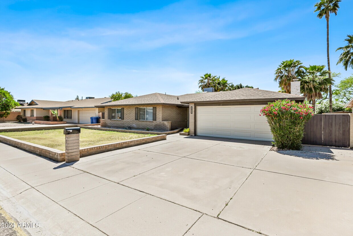 Foto principal - 5930 S Juniper St
