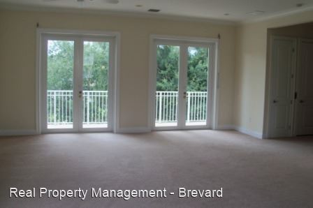 Building Photo - 3 br, 3.5 bath House - 890 VIGNOLES AVENUE...
