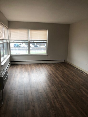 Foto del edificio - 6705 Stanley Ave