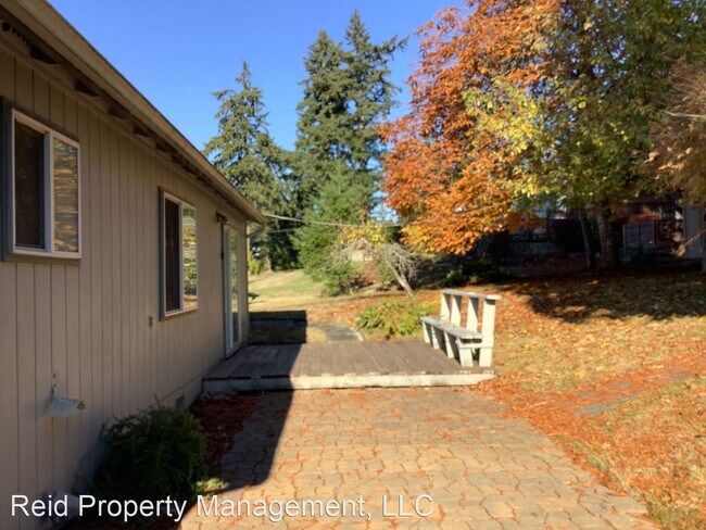 Foto del edificio - 2 br, 1 bath House - 9142 Tracyton Blvd NW