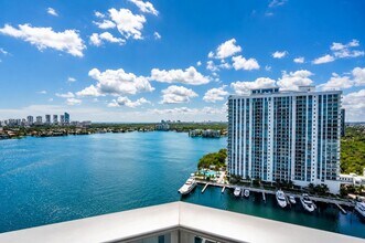 Building Photo - 17301 Biscayne Blvd