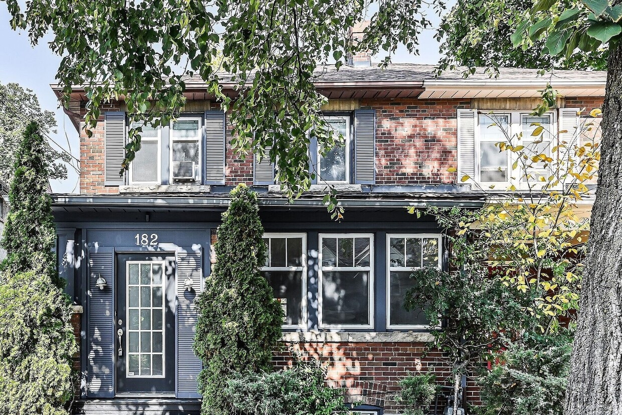 Photo principale - 182 Belsize Dr