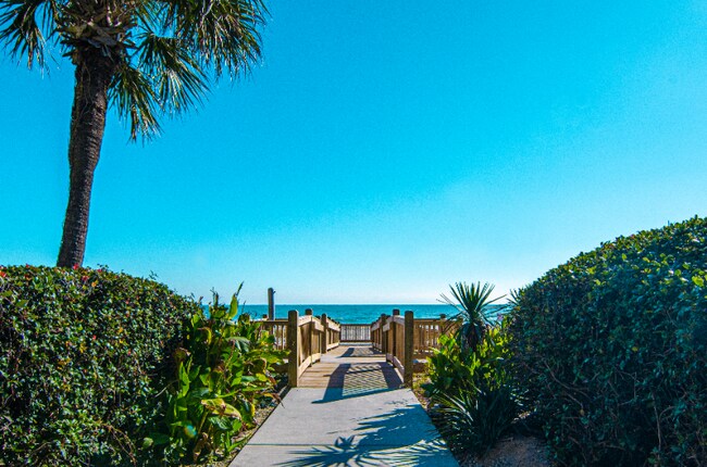 Foto del edificio - 2500 N Ocean Blvd