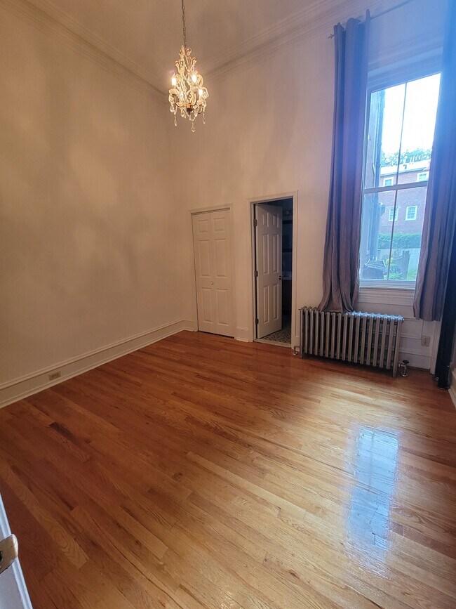 Foto del edificio - 2110 Pine St