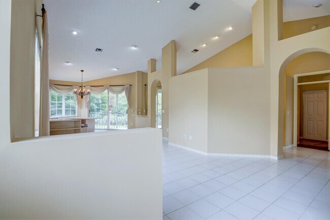Building Photo - 10172 Andover Coach Cir