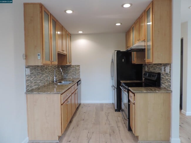 Building Photo - 1919 Ygnacio Valley Rd