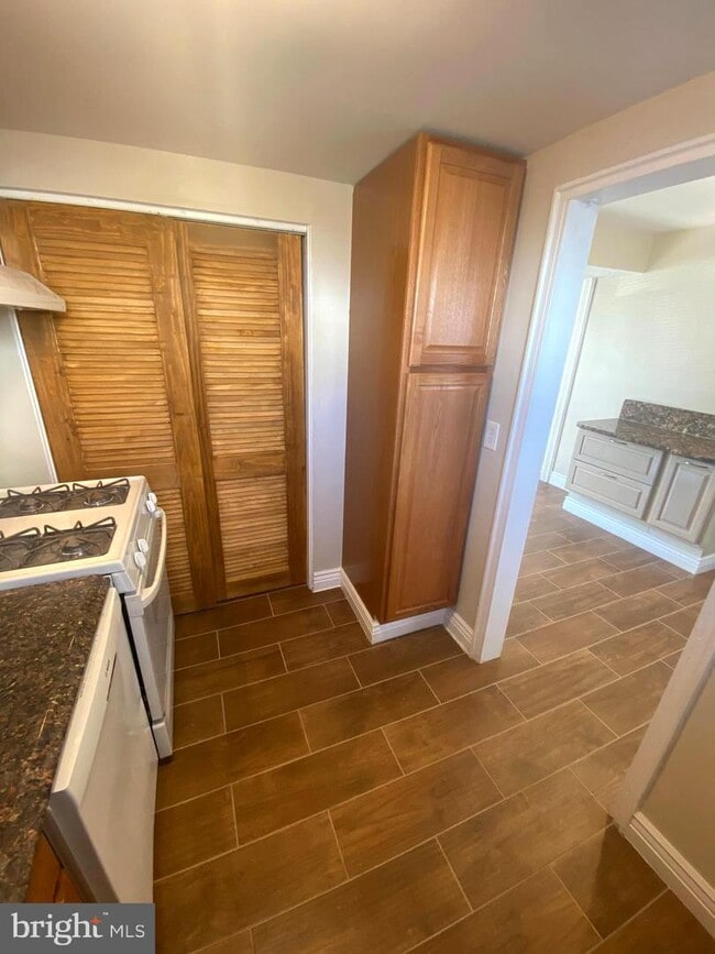 Foto del edificio - 3902 25th Ave