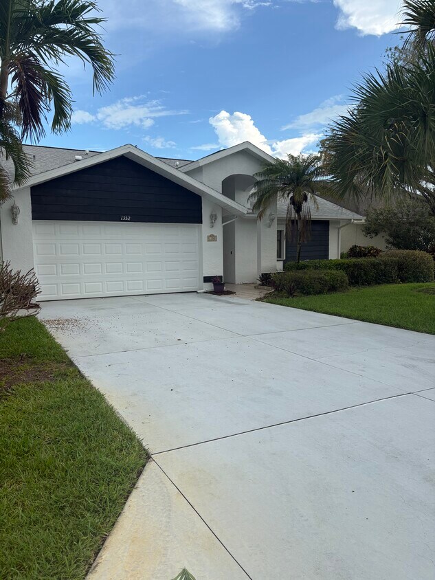 Foto principal - 1352 Monarch Cir