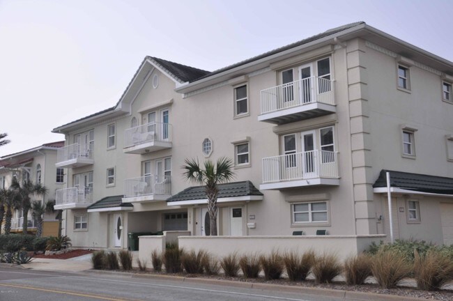 Foto del edificio - 1018 1st St S