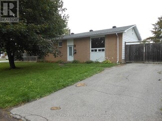 Building Photo - 2 Laurie Ct