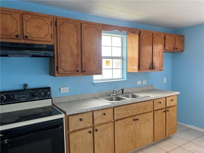 Foto del edificio - 1015 Martinez St