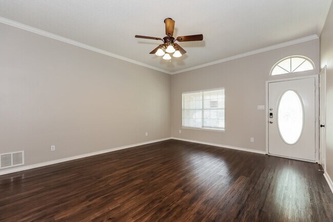 Building Photo - 828 Glenwick Ct