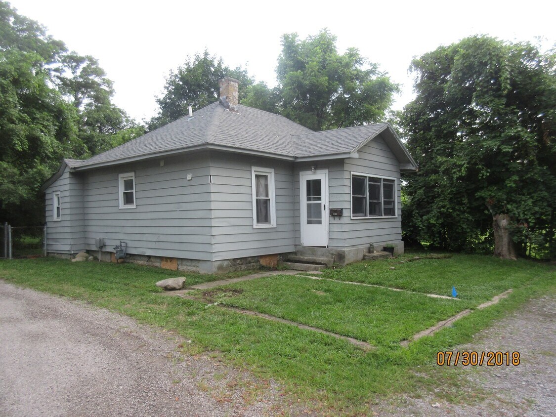 Foto principal - 2103 Carlton Ave