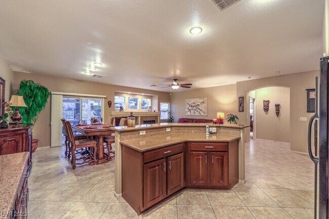 Building Photo - 3009 Panorama Ridge Dr