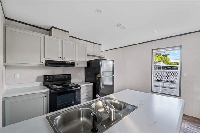 Foto del edificio - 11240 N Northwood Dr