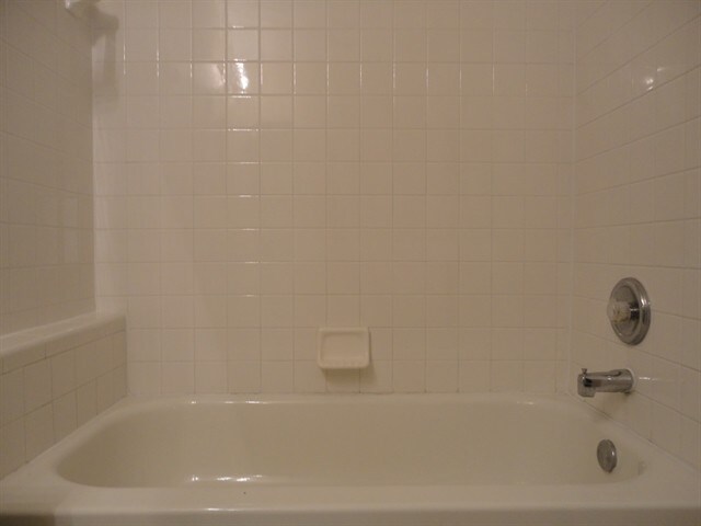 Foto del edificio - 732 McLean Ct