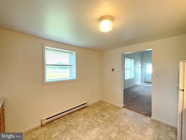 Building Photo - 44970 Serenity Farm Ln