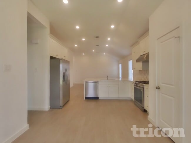 Building Photo - 3024 Pintail Green Dr