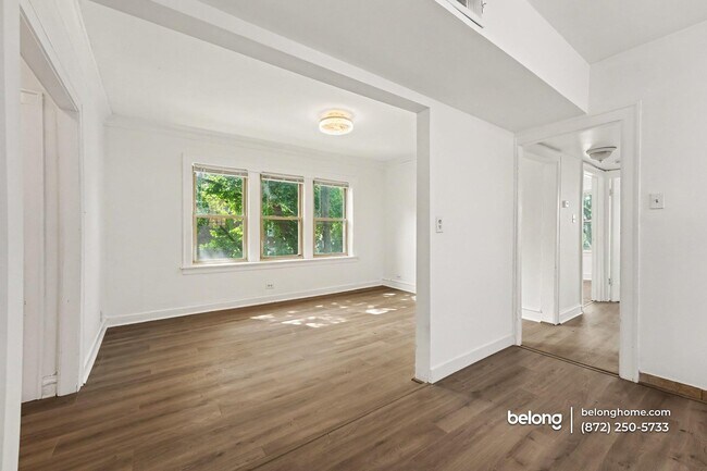 Building Photo - 8735 S Langley Ave