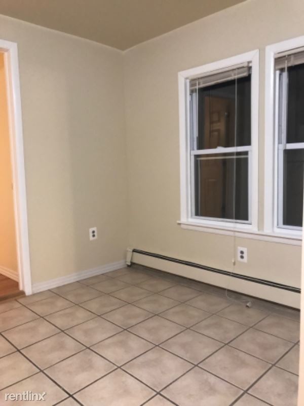 Foto del edificio - 1 br, 1 bath Apartment - 46 New St 2 Unit 2