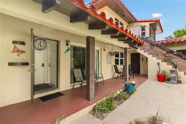 Foto del edificio - 2625 NE 13th Ct