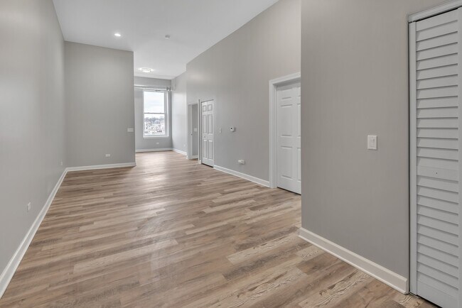 Building Photo - 26 N Broadway