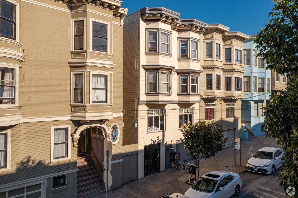 1754 Larkin St, San Francisco, CA 94109 - Apartments in San Francisco ...