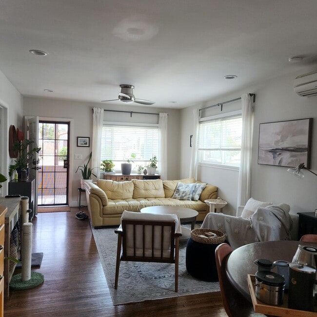 Building Photo - Northpark 3bed 1 bath house, Upgraded in  ...
