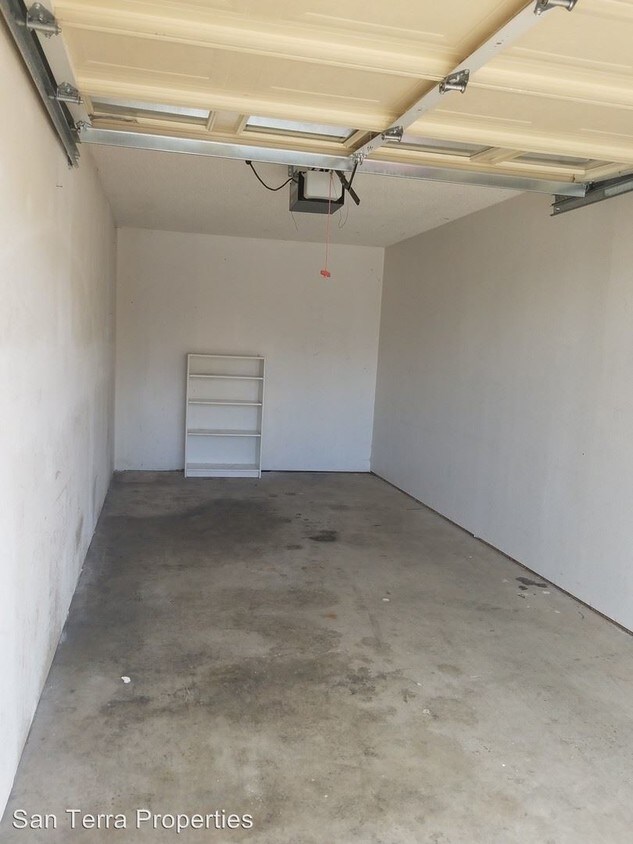 Building Photo - 2 br, 2 bath House - 4074 48th St. #1