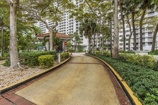 Foto del edificio - 210 174th St
