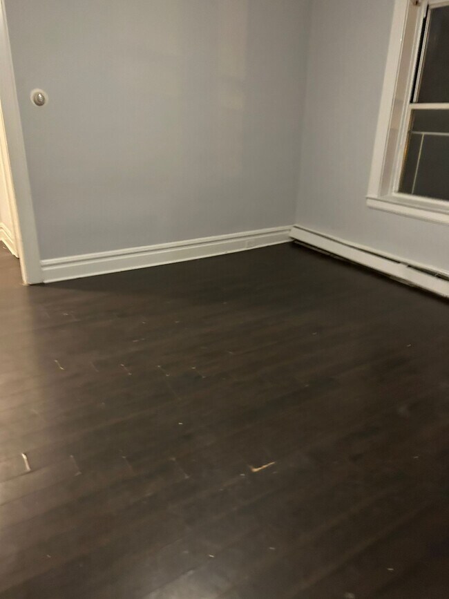 Foto del edificio - 532 Sanford Ave