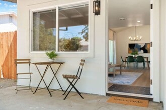 Building Photo - 5810 Hazel Ave