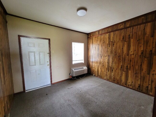 Foto del edificio - 1107 Odeon St