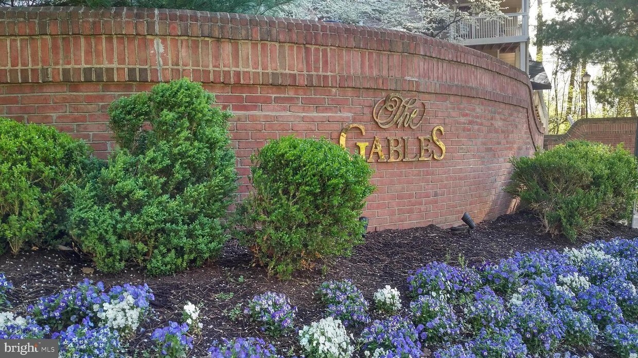 10721 Hampton Mill Terrace Unit 100, North Bethesda, MD 20852 Condo