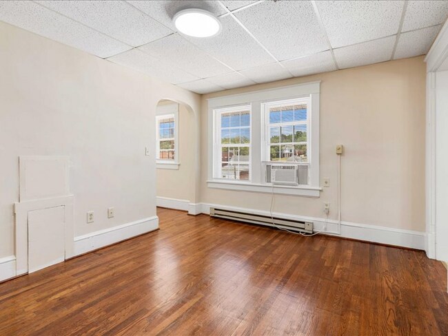 Building Photo - 16 3rd St NW