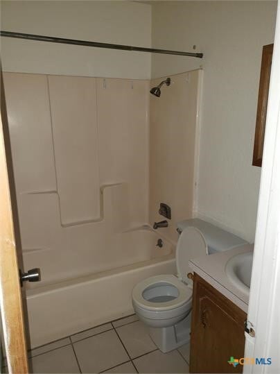 Building Photo - 2204 Shoemaker Dr