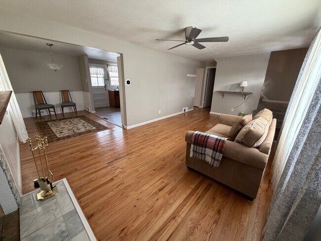 Foto del edificio - 17 Brian Rd