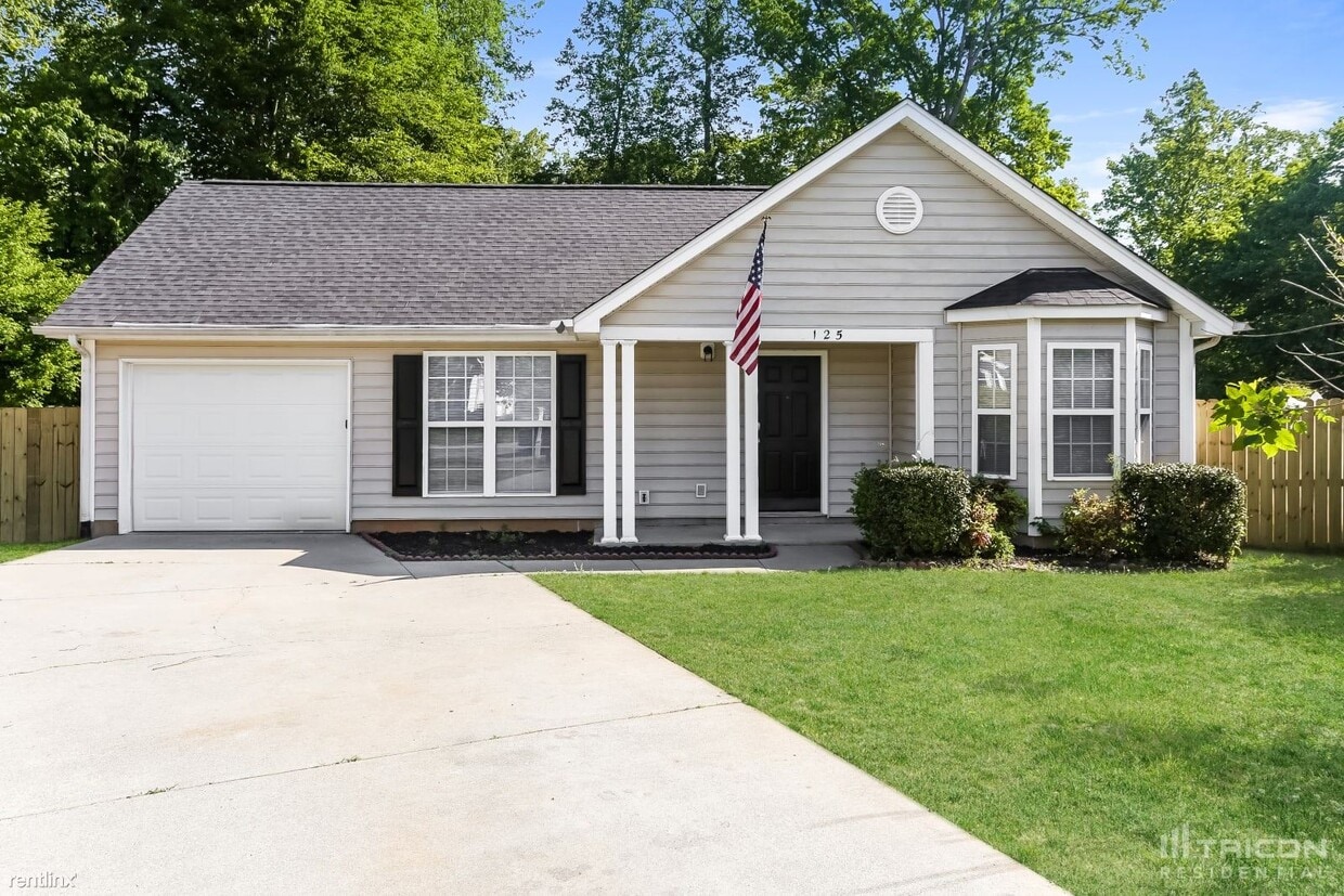 Primary Photo - 125 Sterling Terrace
