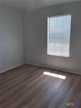 Building Photo - 5803 Redstone Dr